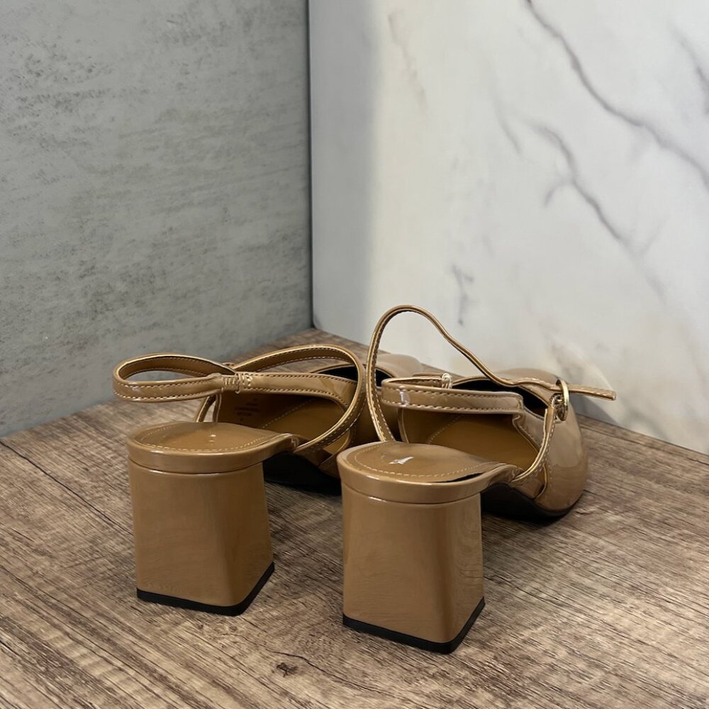Marc Fisher Women's Lanai Pump - Picture 11 of 12